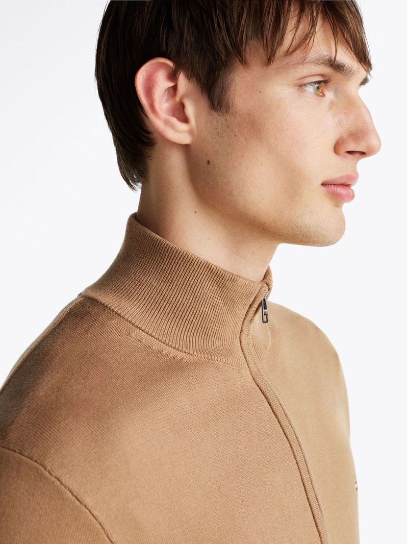 Sweater-de-cuello-perkins-con-cremallera