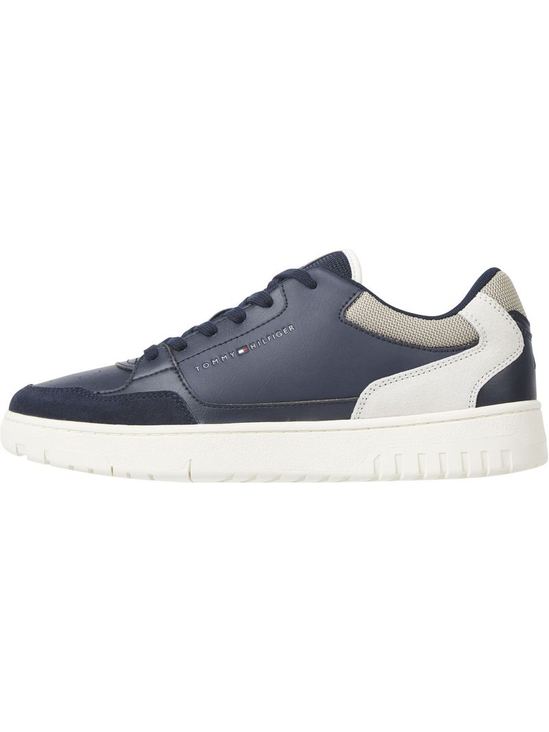Zapatillas-de-baloncesto-de-piel-essential