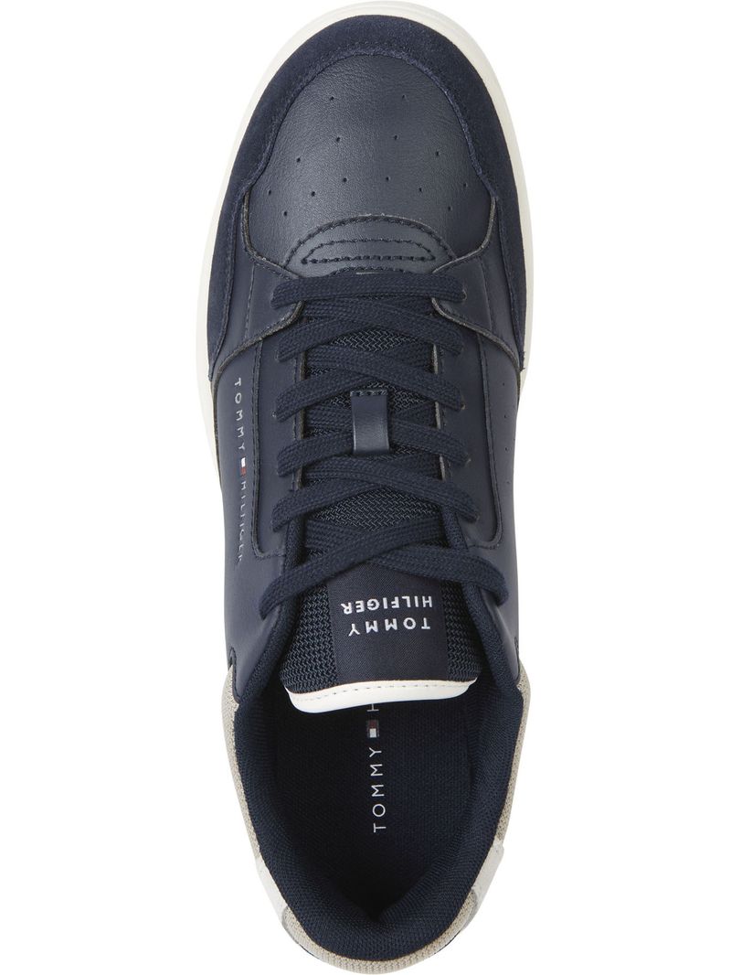 Zapatillas-de-baloncesto-de-piel-essential