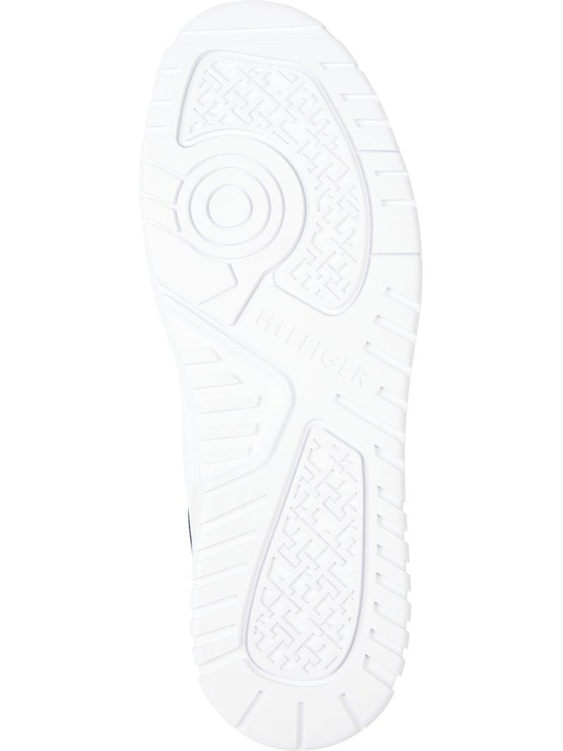 Zapatillas-de-baloncesto-de-piel-essential