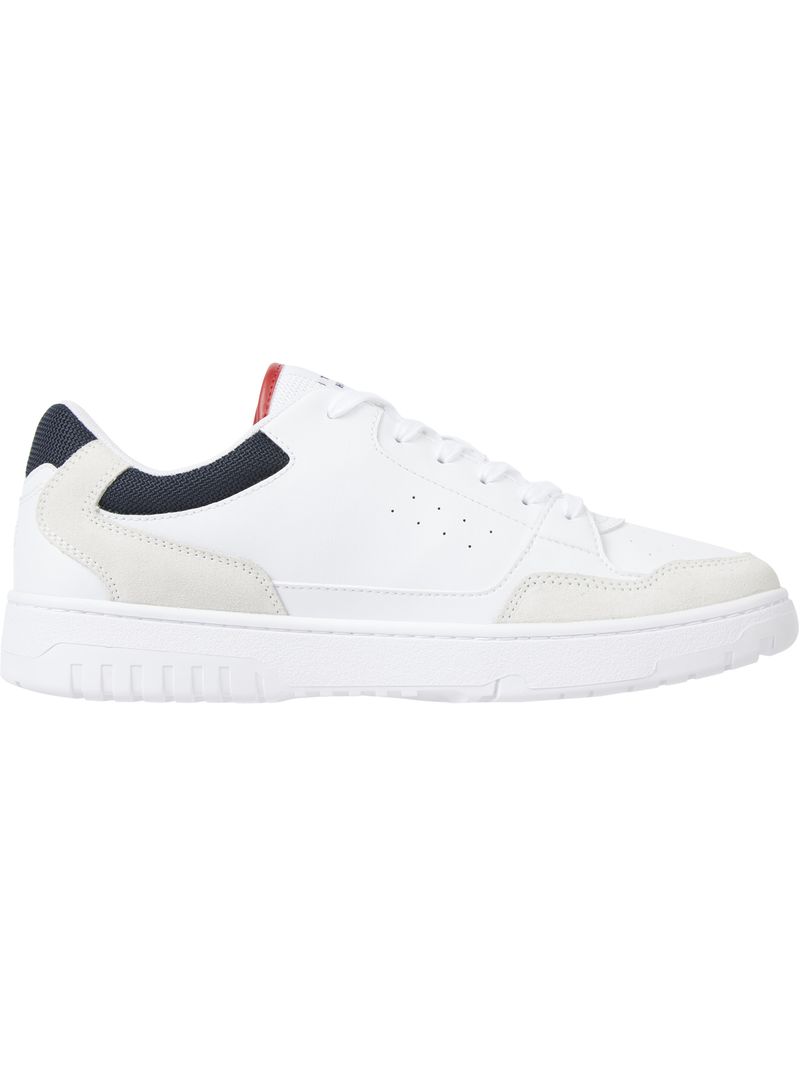 Zapatillas-de-baloncesto-de-piel-essential