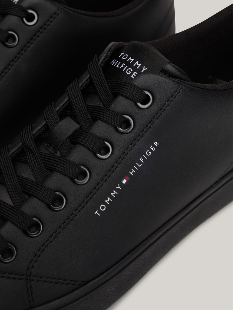 Zapatillas-essential-con-logo-y-talon-a-contraste
