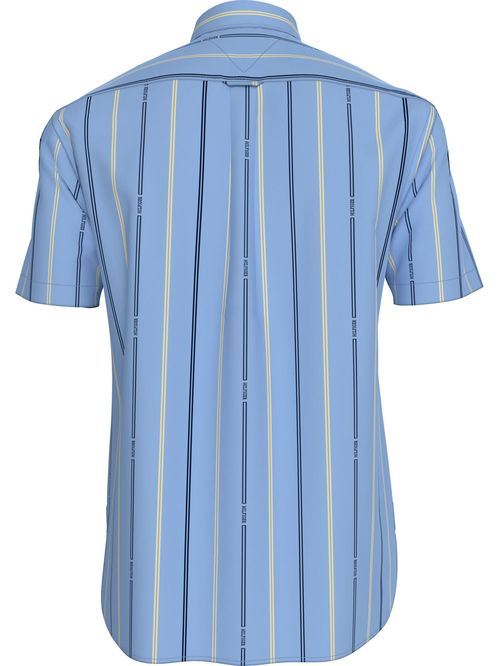 Camisa de corte regular con diseño de rayas