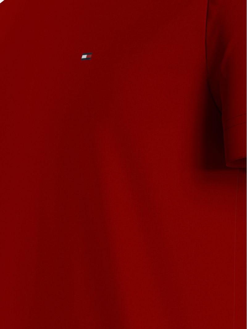 Remera-essential-con-logo