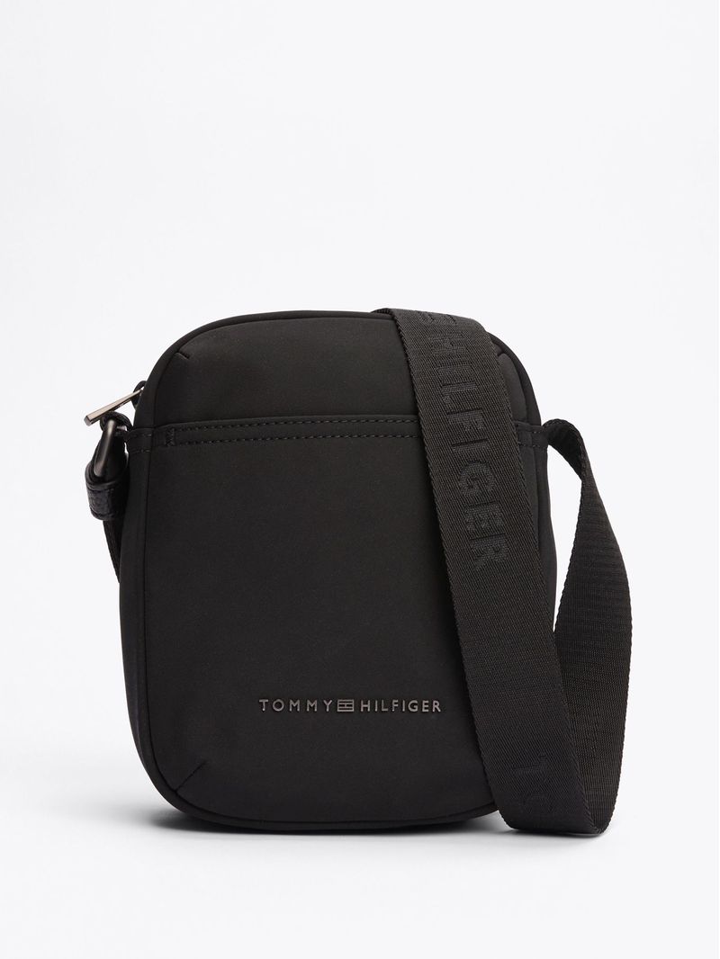 Cartera-reporter-con-logo-metalico