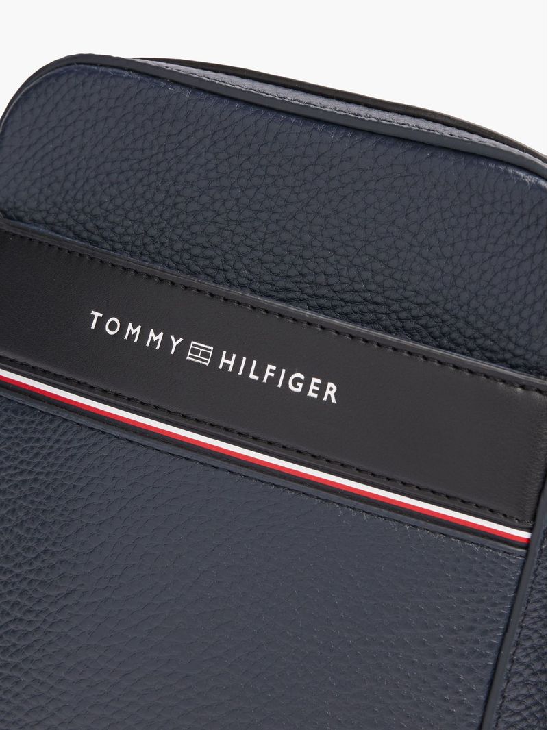 Cartera-reporter-TH-Business-Corporate