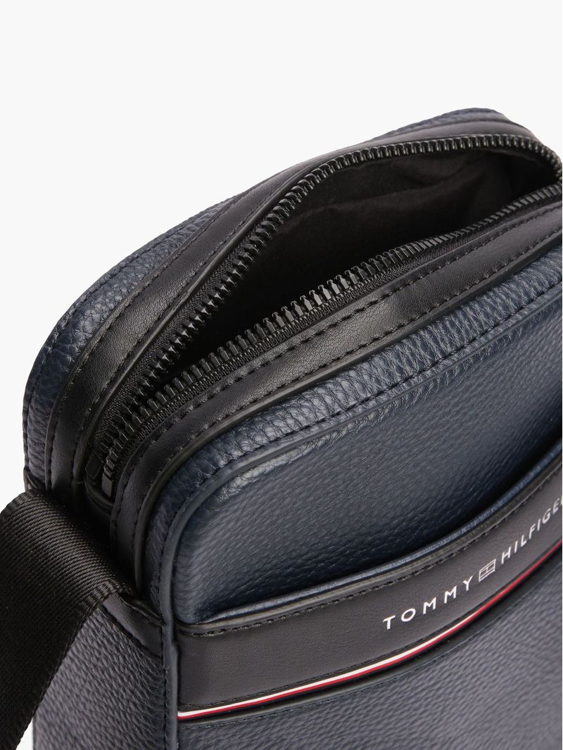Cartera-reporter-TH-Business-Corporate