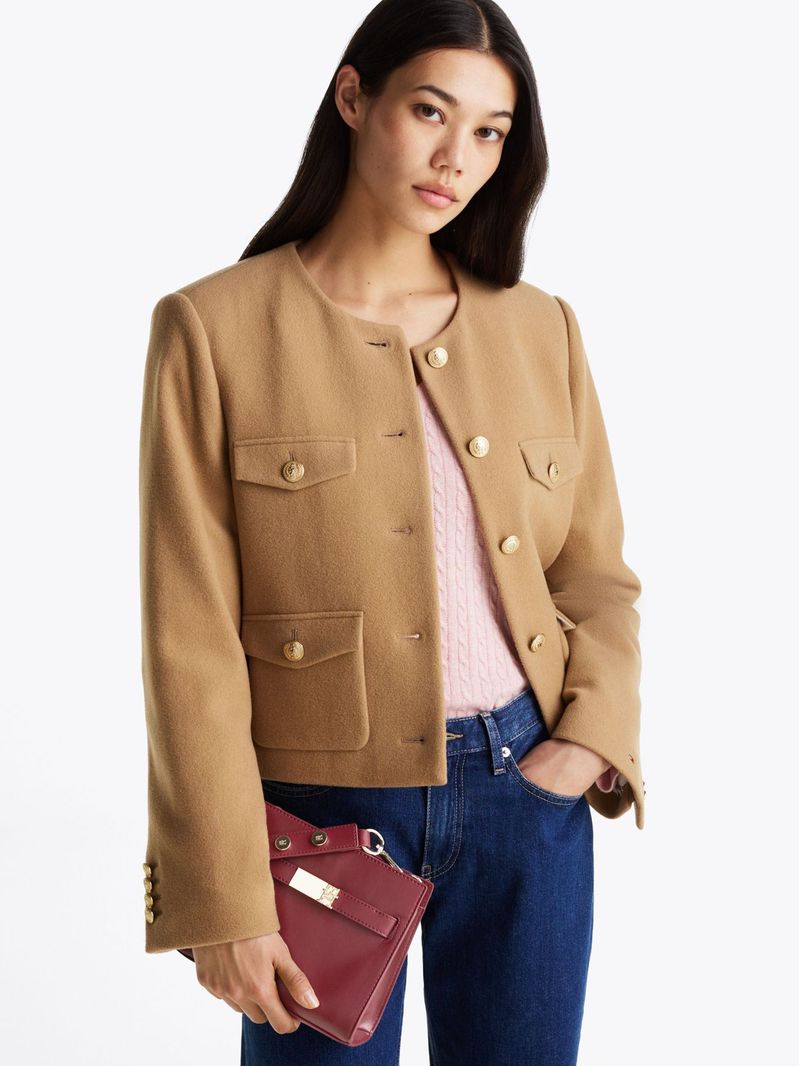 Cartera-satchel-Heritage-con-tachuelas
