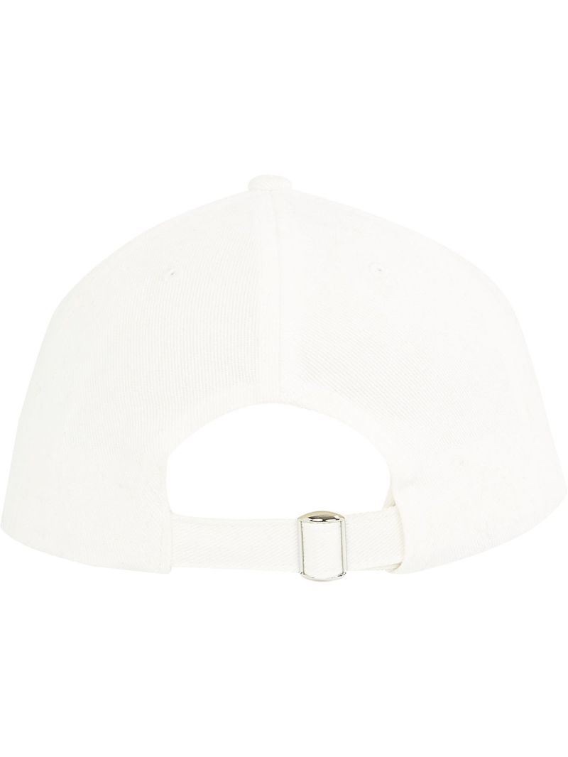 Gorra-con-logo-varsity