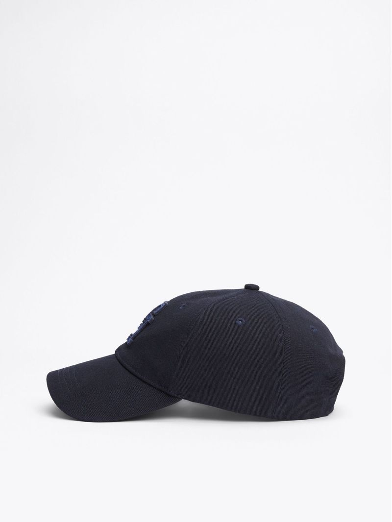 Gorra-de-beisbol-con-monograma-TH