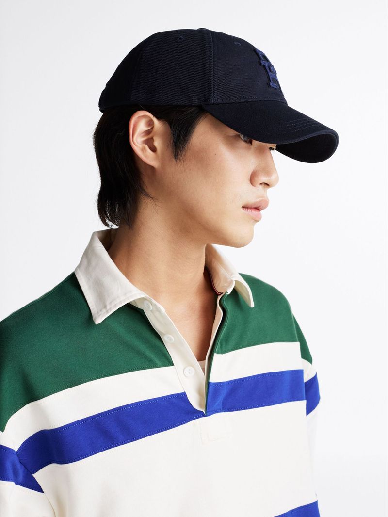 Gorra-de-beisbol-con-monograma-TH