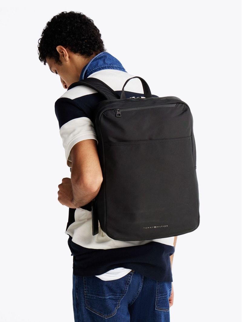 Mochila-con-compartimento-para-portatil