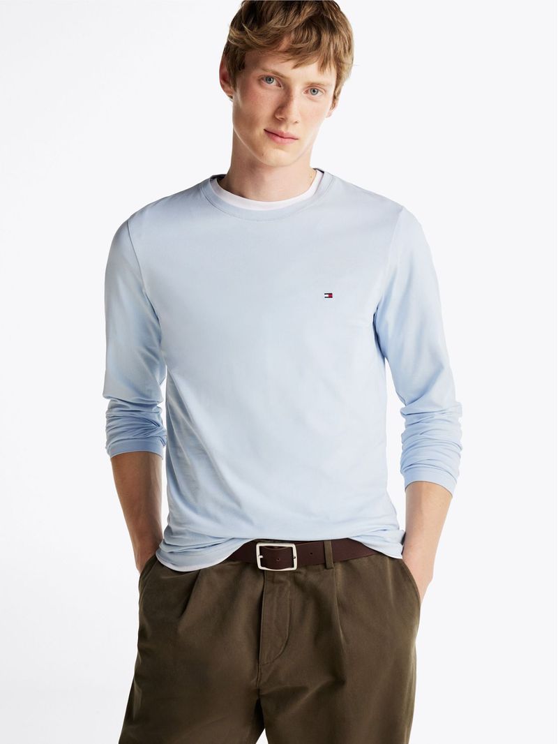 Remera-de-manga-larga-con-corte-extra-slim