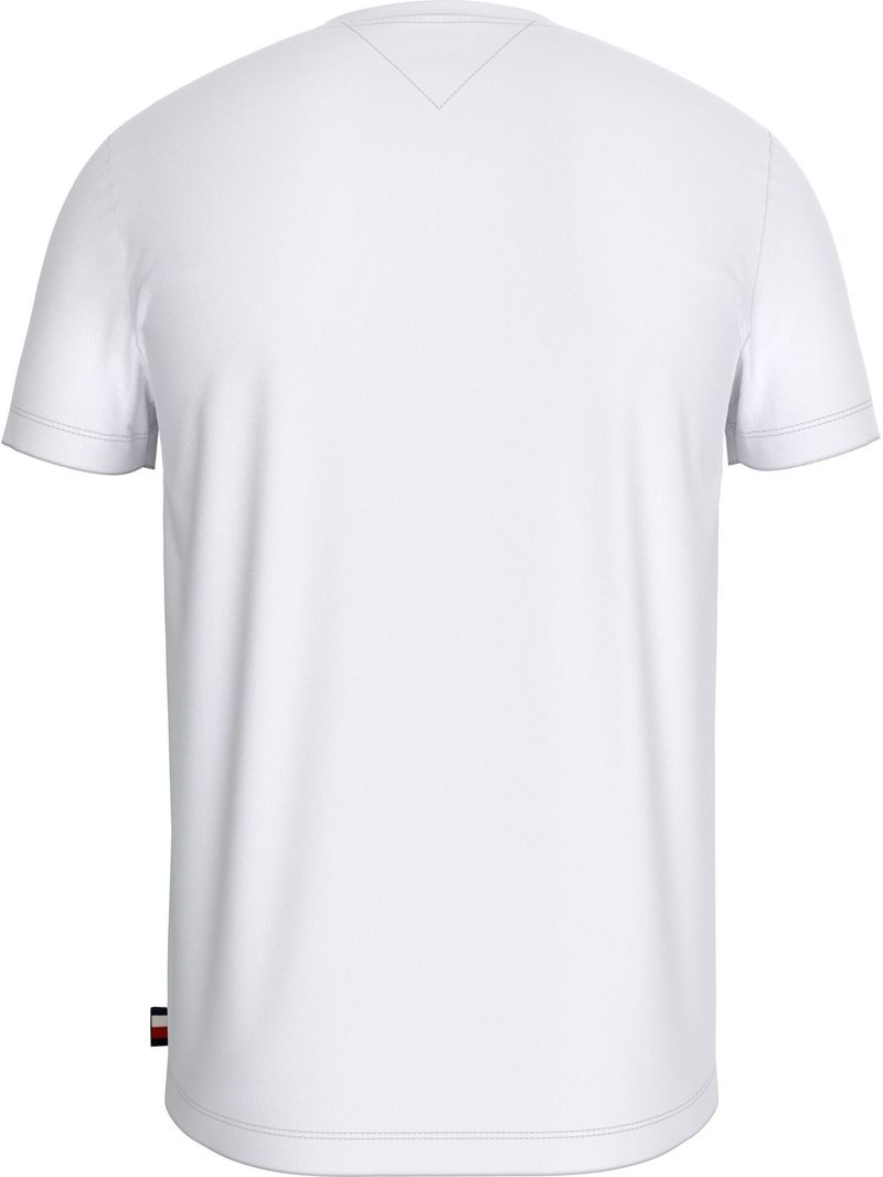Remera-de-tejido-interlock-con-corte-slim