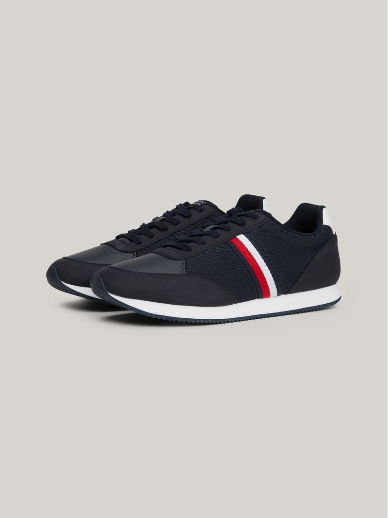 Zapatillas-con-suela-dentada-fina
