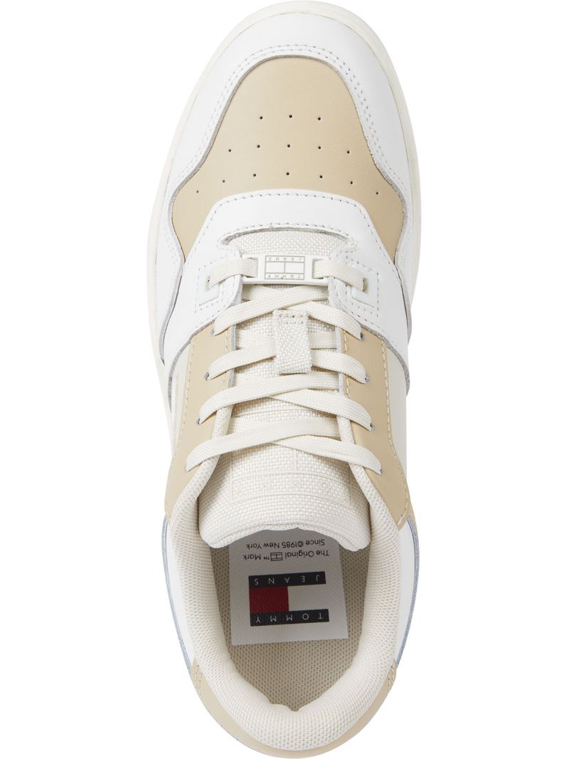 Zapatillas-de-Piel-tonales-con-suela-dentada