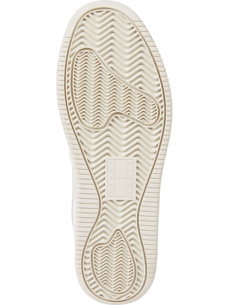 Zapatillas-de-Piel-tonales-con-suela-dentada