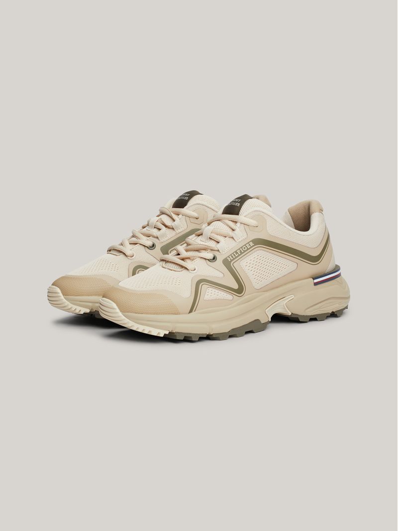 Zapatillas-de-running-con-suela-dentada