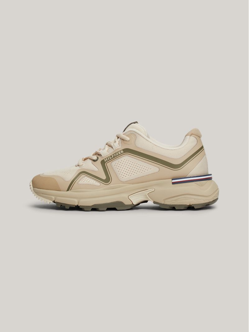 Zapatillas-de-running-con-suela-dentada