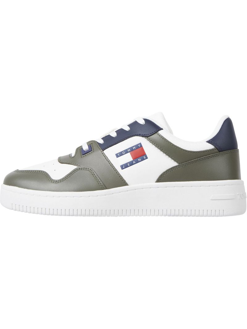 Zapatillas-Essential-de-estilo-retro-en-cuero