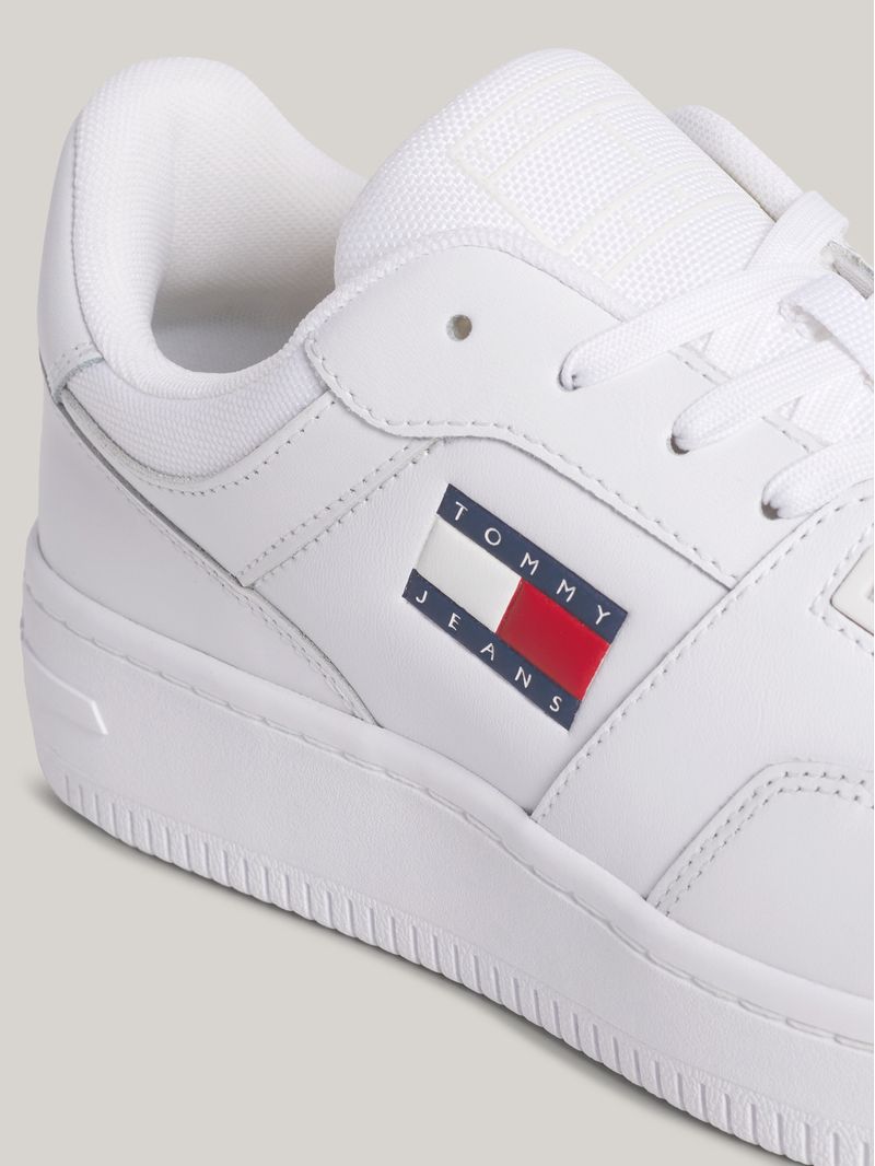 Zapatillas-Essential-de-estilo-retro-en-cuero