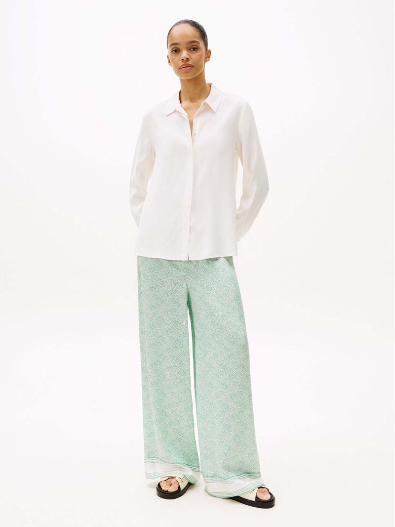 Camisa-de-corte-amplio-y-cartera-oculta