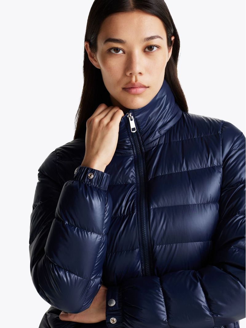 Campera-acolchada-brillante-de-plumon