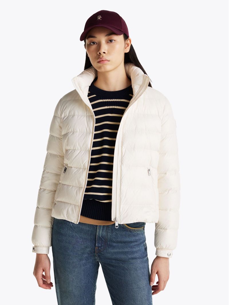 Campera-acolchada-brillante-de-plumon
