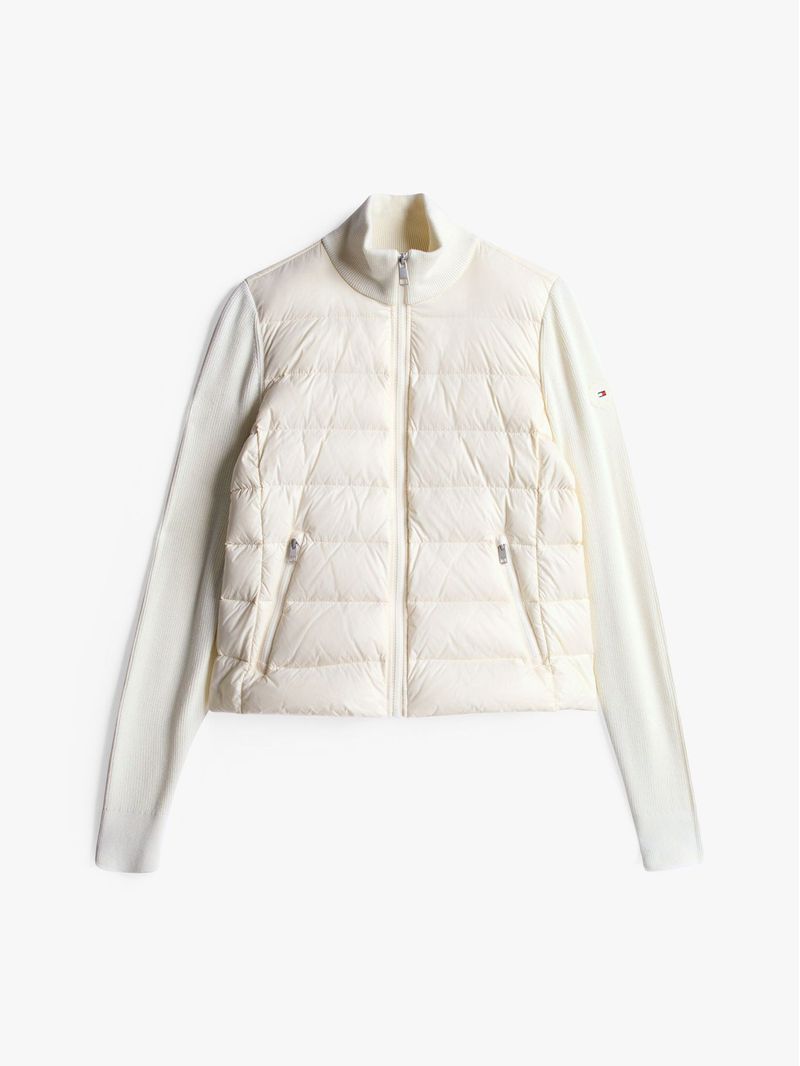 Campera-de-plumon-con-mangas-a-contraste
