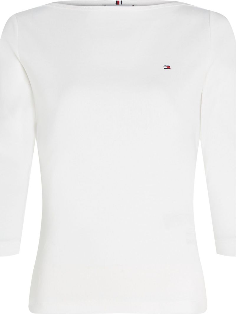 Remera-de-cuello-barco-y-manga-tres-cuartos