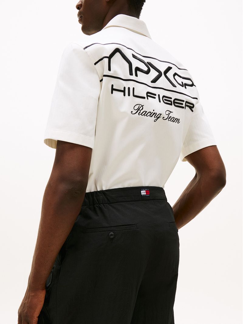 Pantalon-corto-con-logo-coleccion-APXGP
