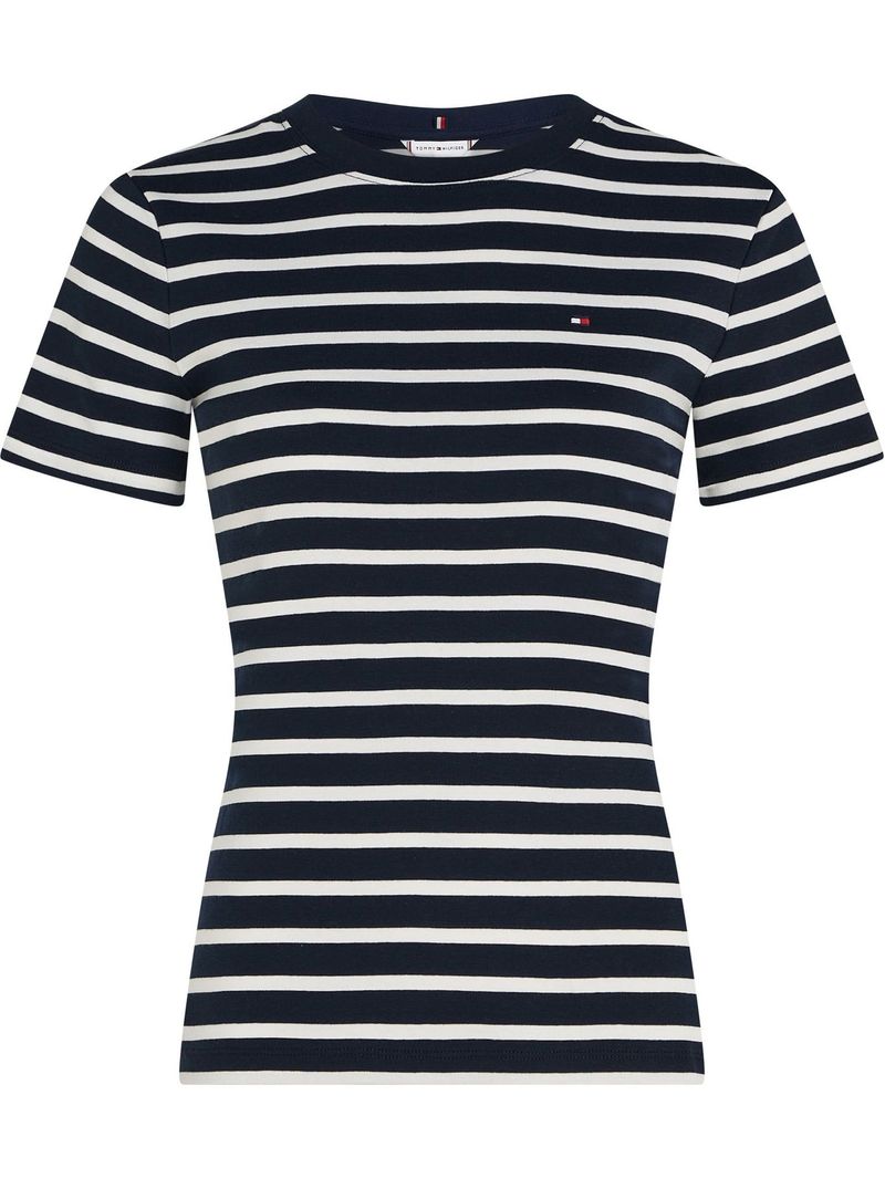 Remera-de-cuello-redondo-con-corte-slim
