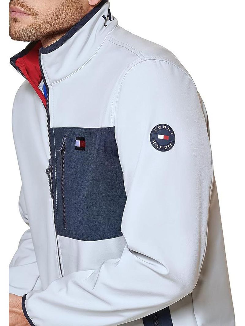 Campera-softshell-con-logo