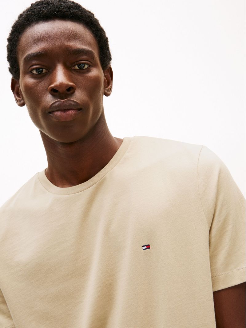 Remera-de-cuello-redondo