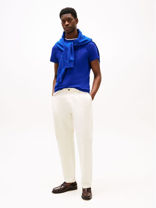 Remera de cuello redondo y corte extra slim