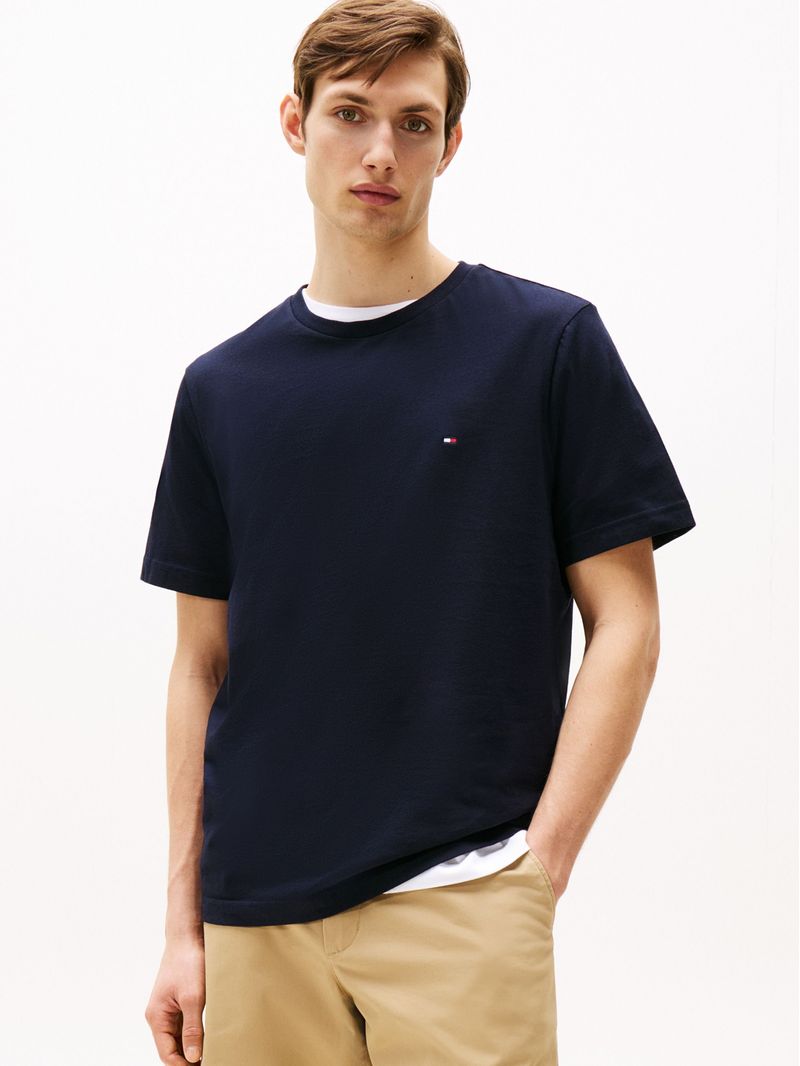 Remera-essential-de-corte-regular