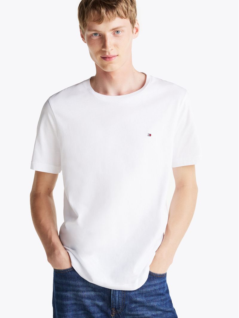 Remera-essential-de-corte-regular