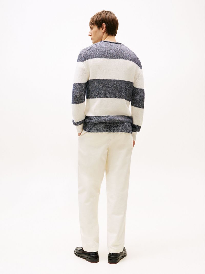 Sweater-con-cuello-redondo-enrollado