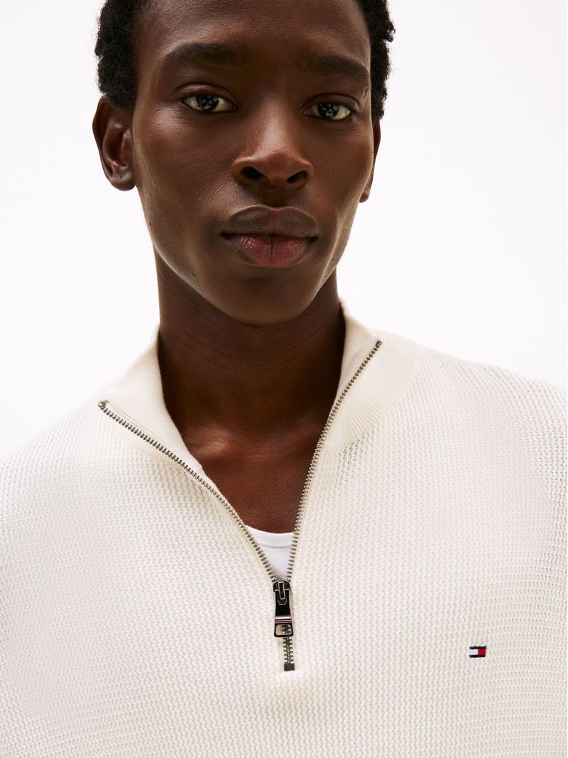 Sweater-texturizado-con-cremallera