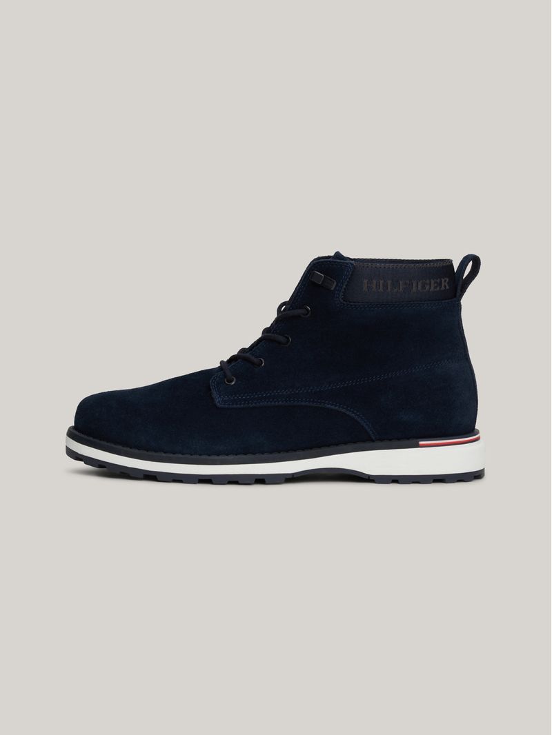 Botines-de-ante-con-logo