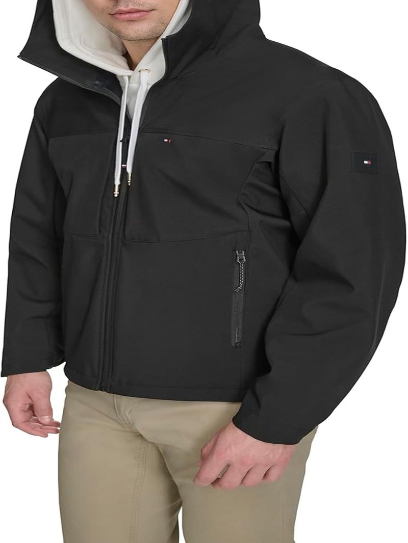 Campera-impermeable-con-capucha