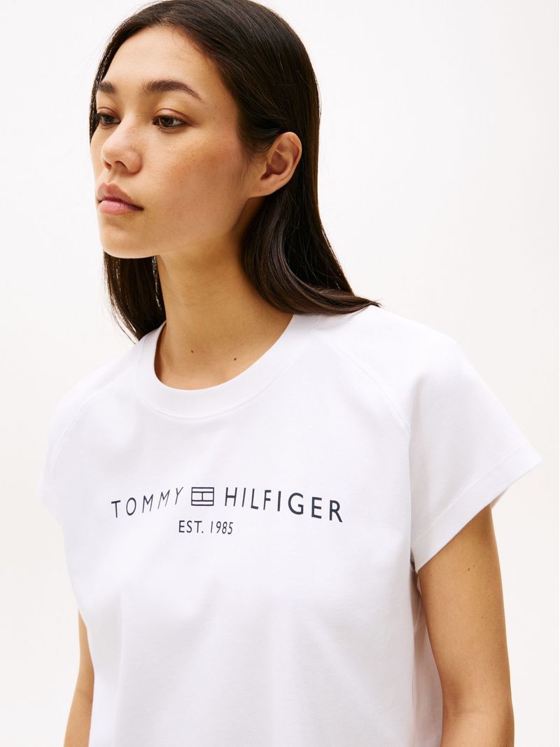 Remera-amplia-de-manga-casquillo