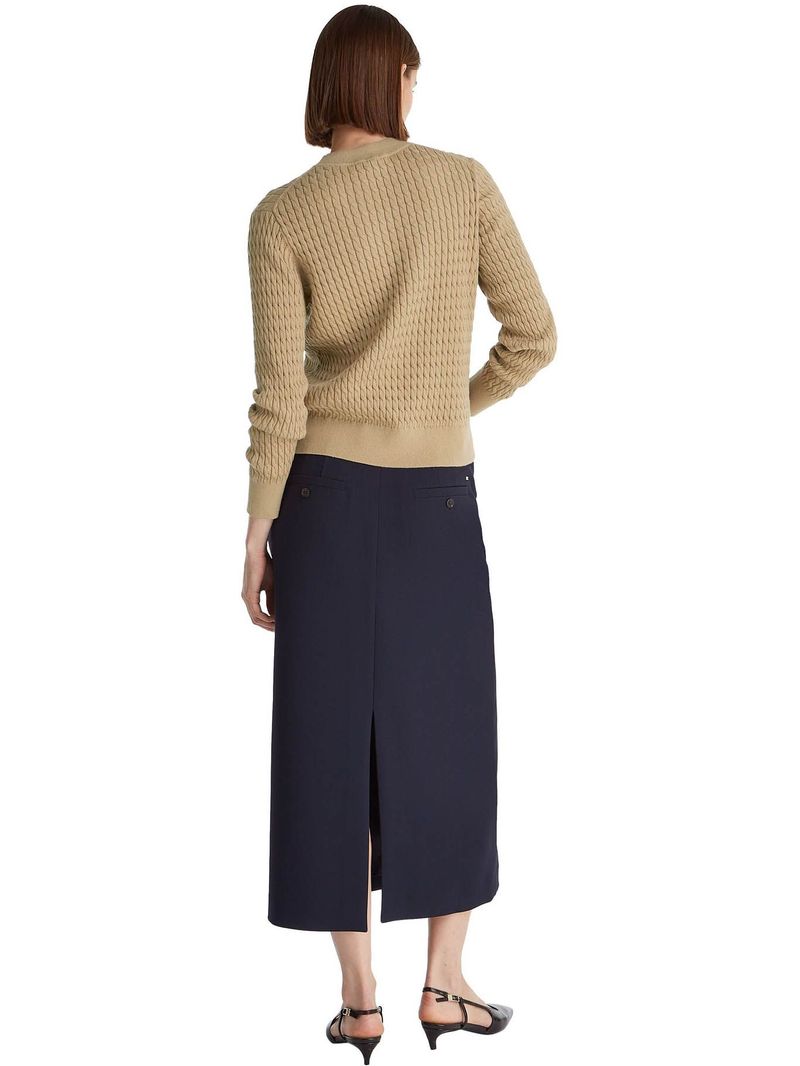 Sweater-de-punto-trenzado-fino