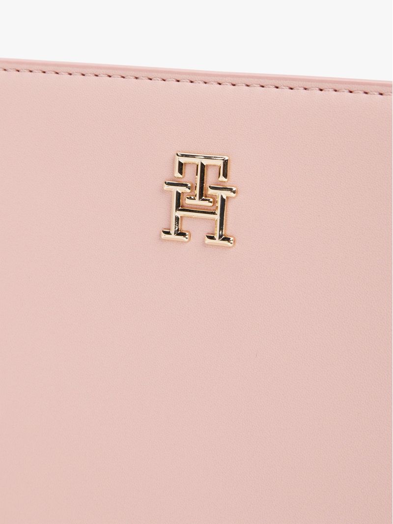 Cartera-con-monotipo-Hilfiger