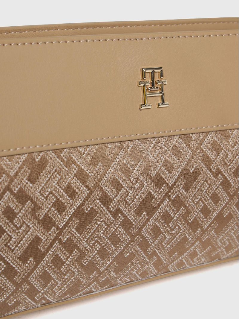 Cartera-IM-Latam-Jacquard-
