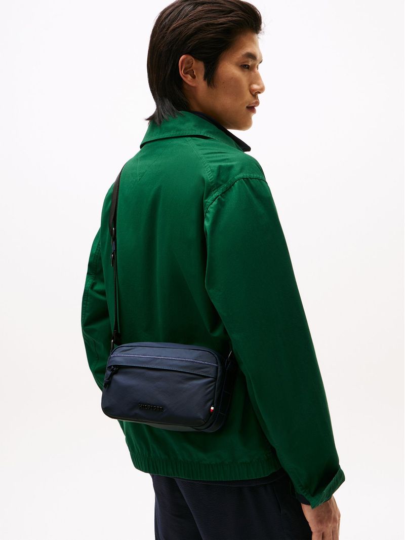 Cartera-reporter-con-logo-texturizado
