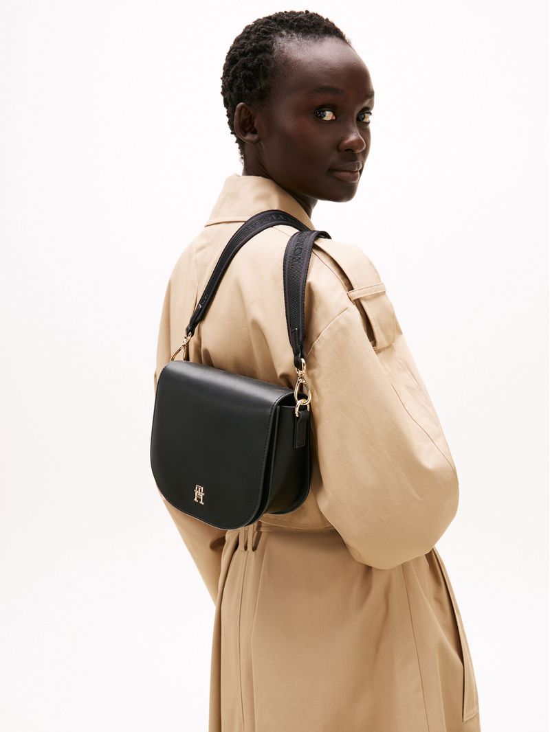 Cartera-saddle-mensajero-con-inscripcion