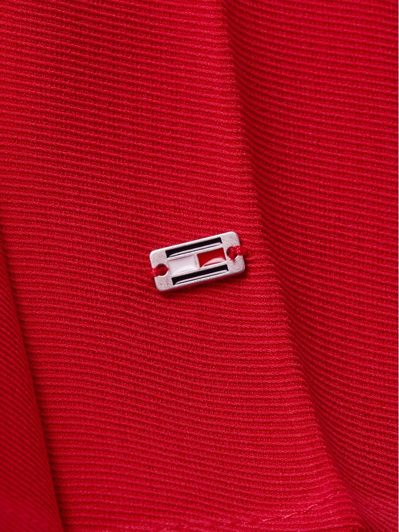 Falda-midi-plisada-con-logo-en-cintura