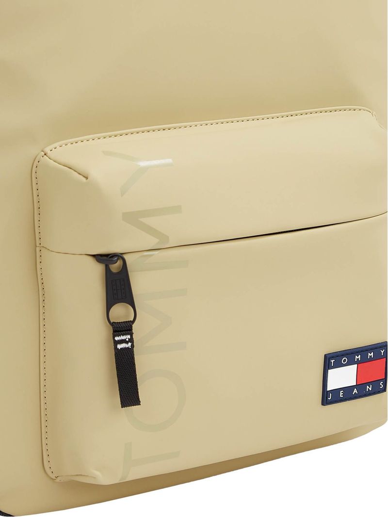 Mochila-con-logo-Essential