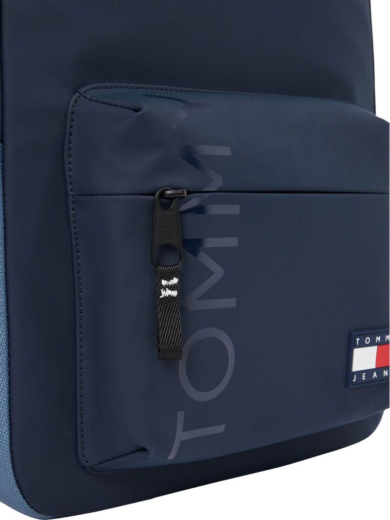 Mochila-con-logo-Essential
